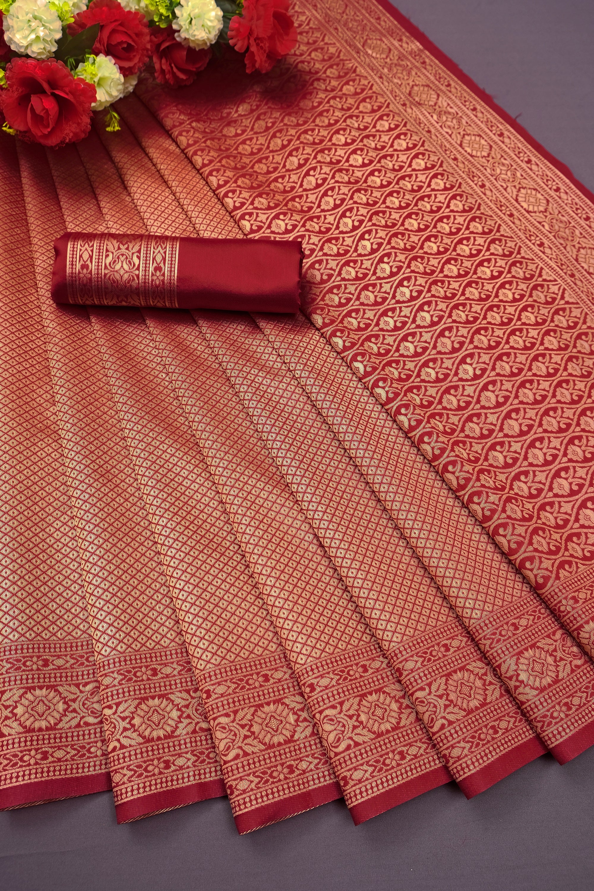 Cream Red  Design Boarder Manjuuba Pure Silk Saree