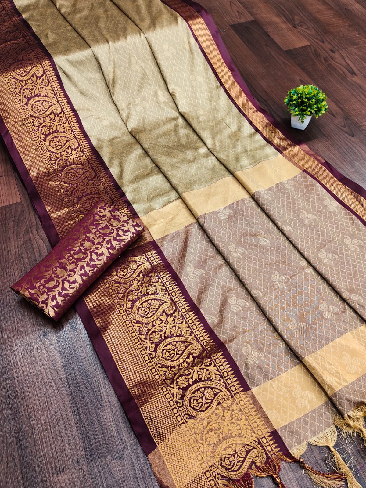 Chiku Brown Golden Design Nandita Cotton Silk Saree