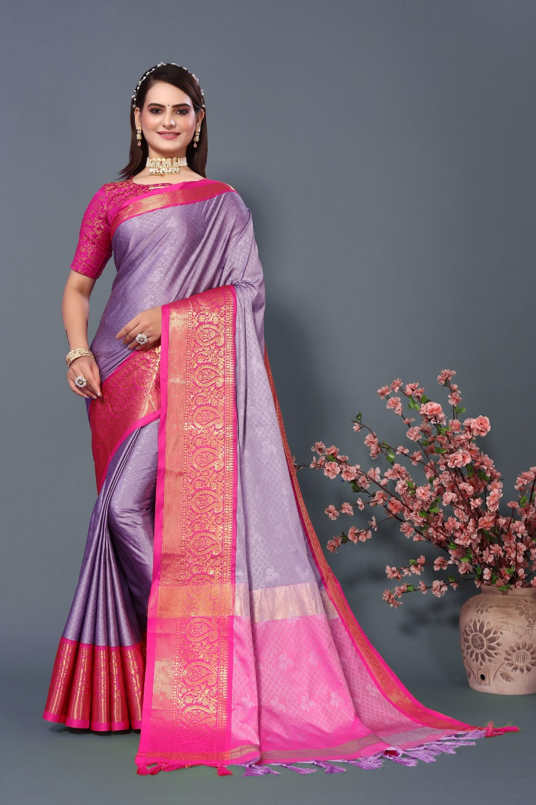 Lavender Pink Golden Design Nandita Cotton Silk Saree