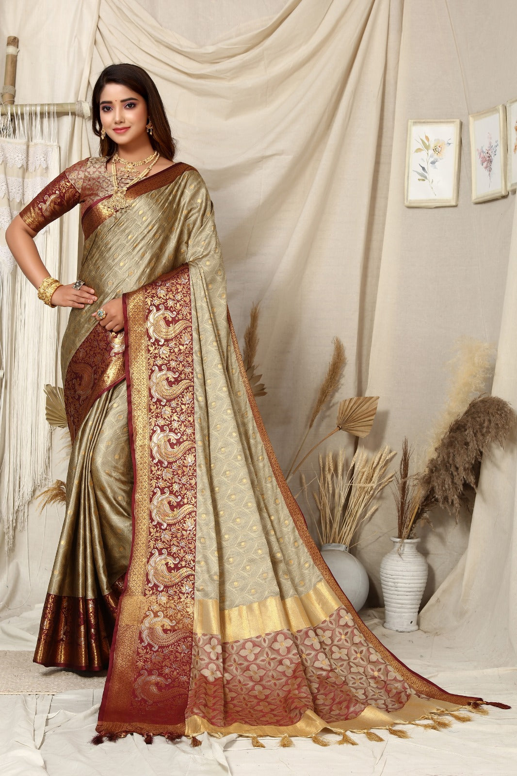 Chiku and Brown Nayra Kanjivaram Silk Saree