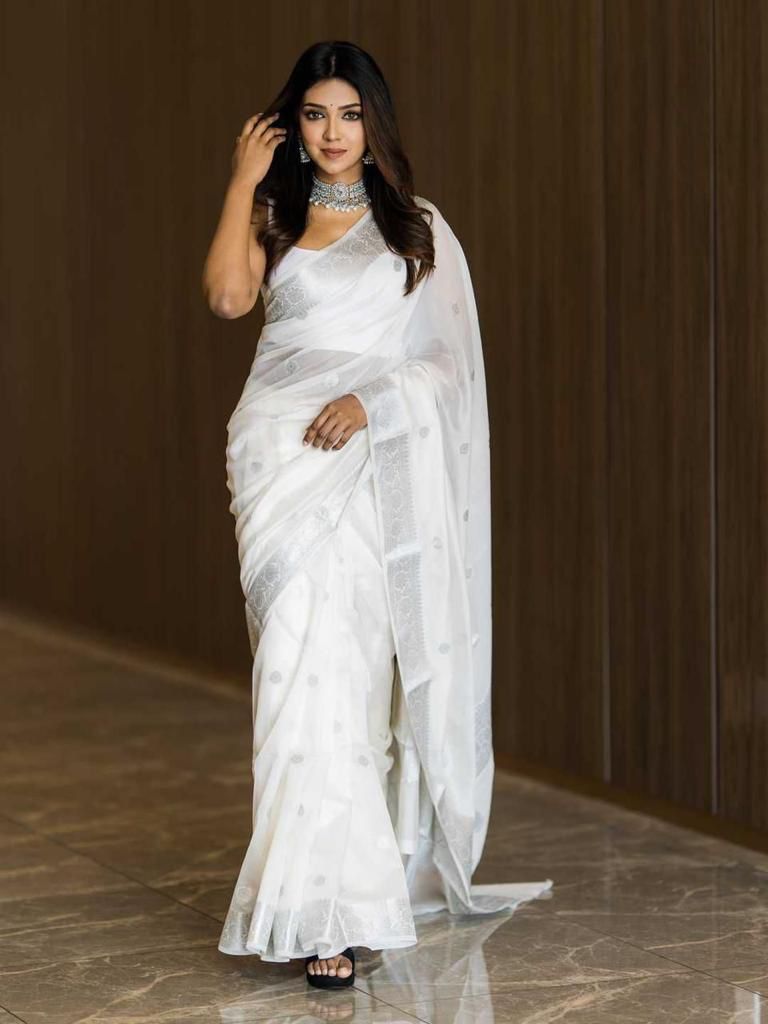 White Silver Design Nikhila Pure Silk Saree