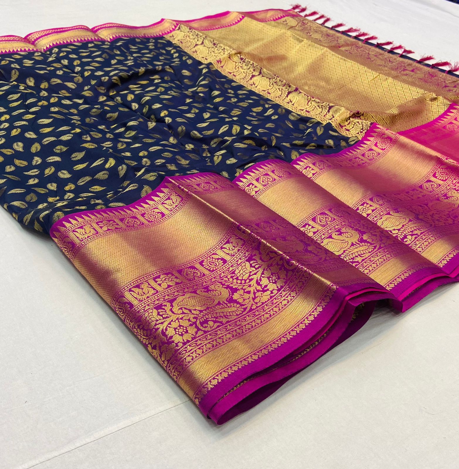 Blue and Pink NX Kanjivaram Silk Saree