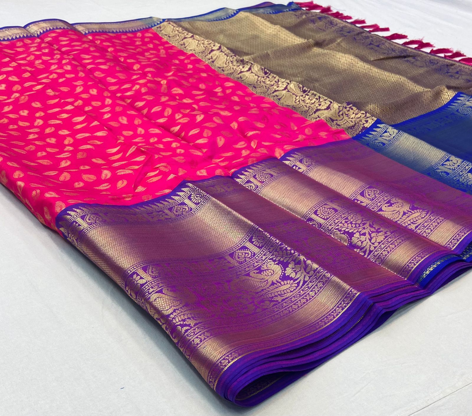 Blue and Pink NX Kanjivaram Silk Saree