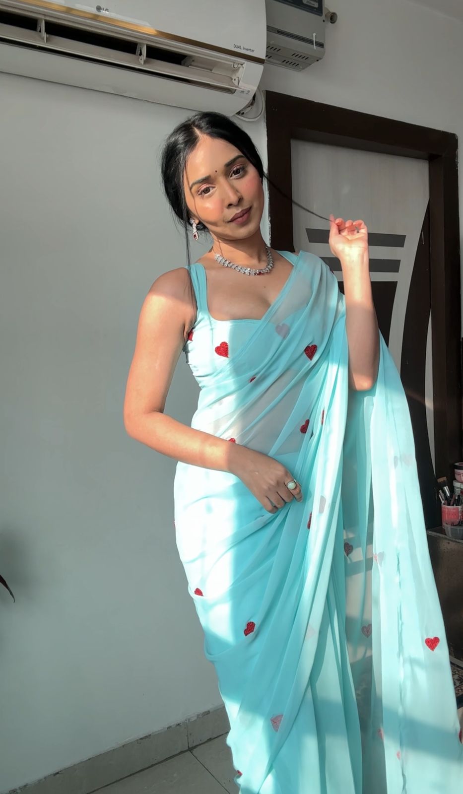 1-Minute Ready To Wear Sky Georgette Saree With Unstitched Blouse.