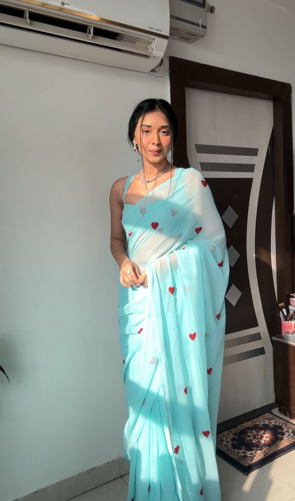 1-Minute Ready To Wear Sky Georgette Saree With Unstitched Blouse.