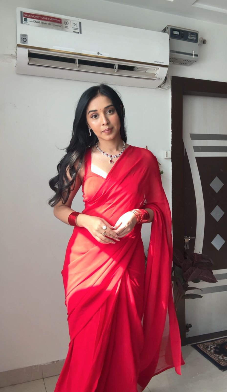 1-Minute Ready To Wear Plain Red Saree With Unstitched Blouse.