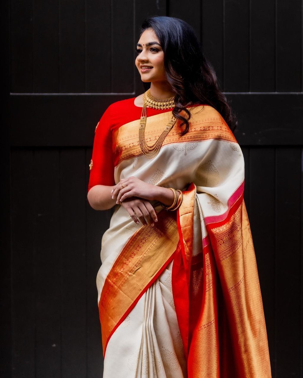 Off-white and Red Golden Design Padmavati Pure Silk Saree