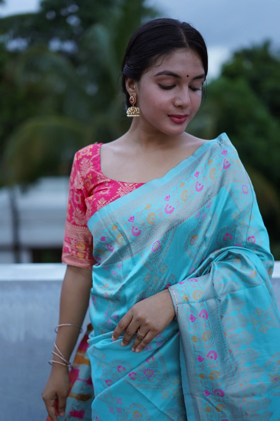 Sky and Pink Designer Rajdwari Dola Silk Saree