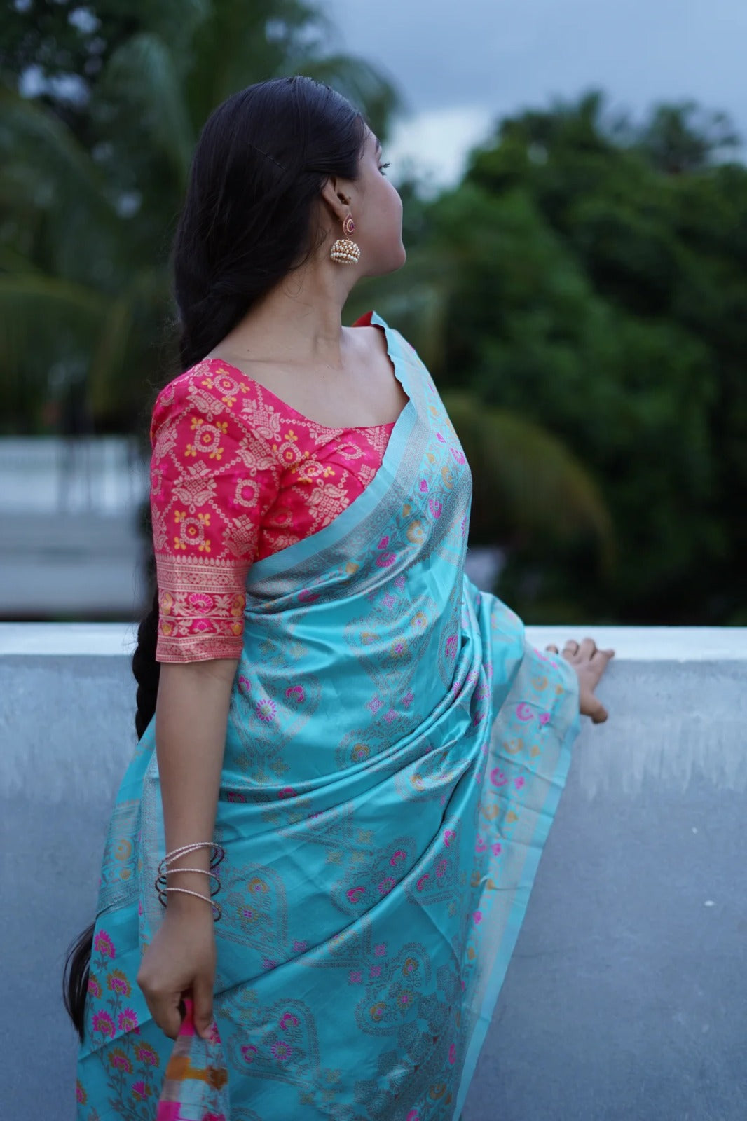 Sky and Pink Designer Rajdwari Dola Silk Saree