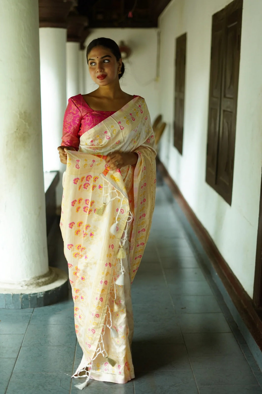 White and Pink Designer Rajdwari Dola Silk Saree