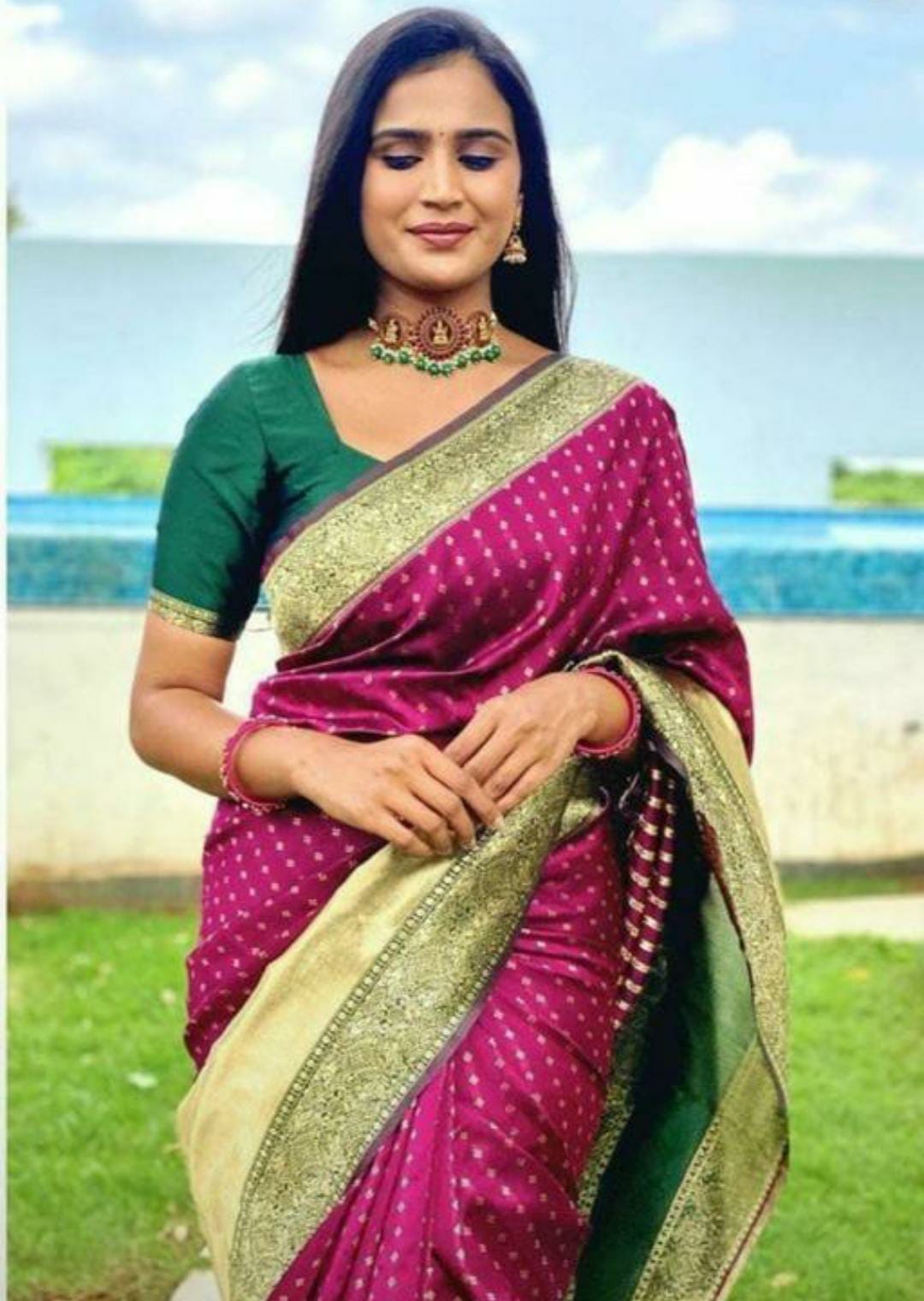 Dark Green and Rani Pink RajLakshmi Pure Silk Saree