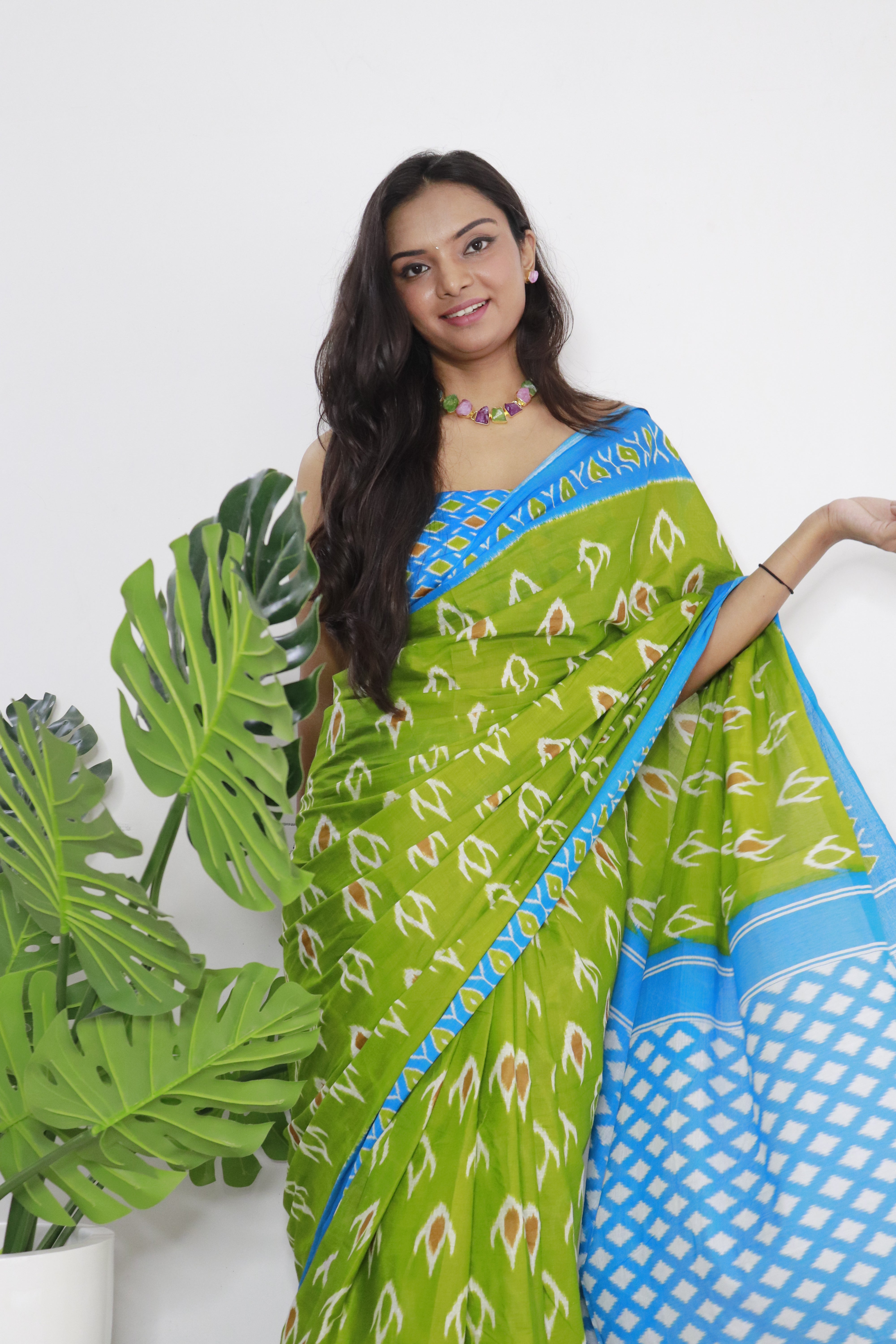 Perrot Printed 100% Soft Pure Cotton Saree With Unstitched Blouse.