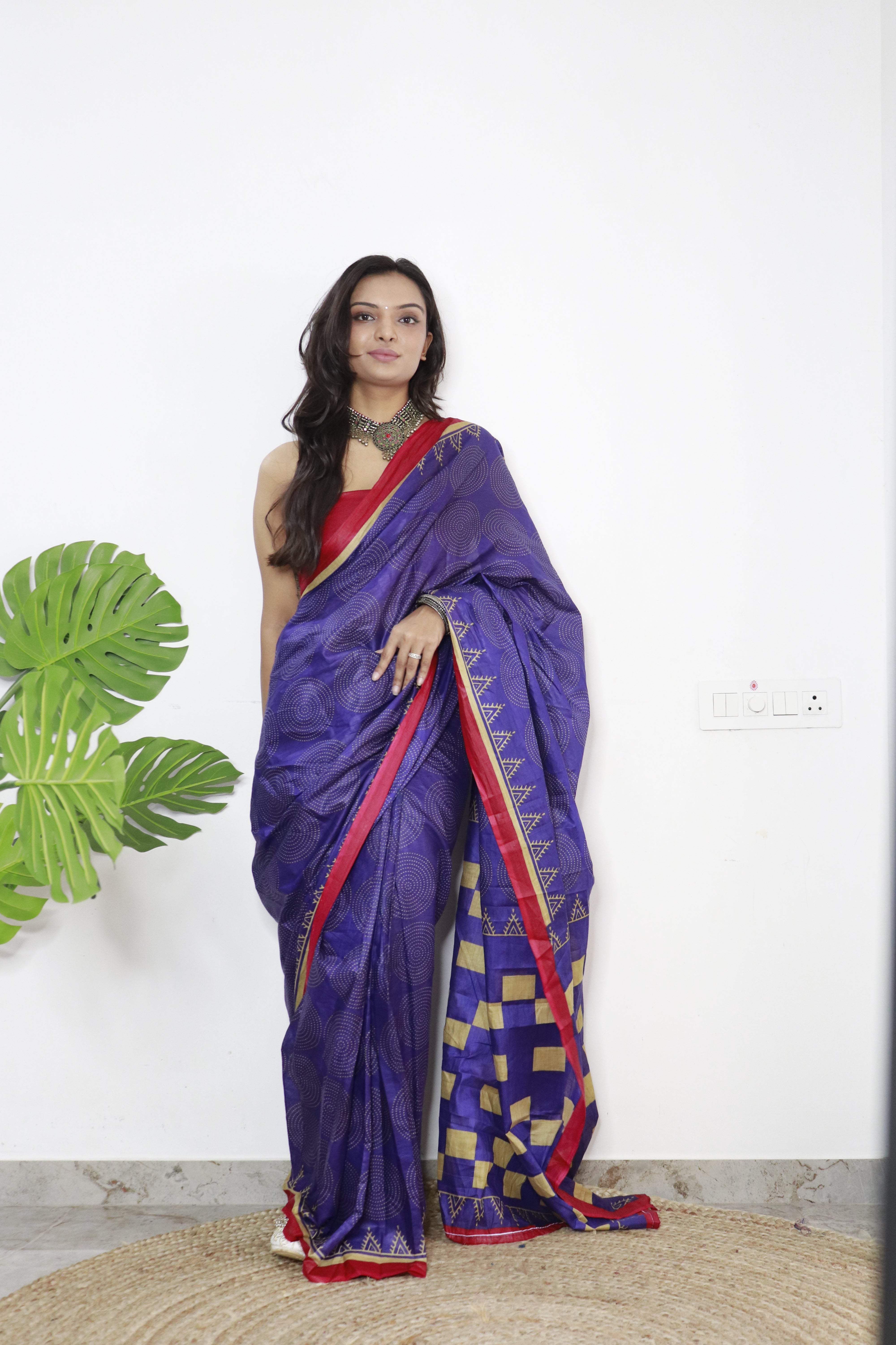 Royal Blue Printed 100% Soft Pure Cotton Saree With Unstitched Blouse.