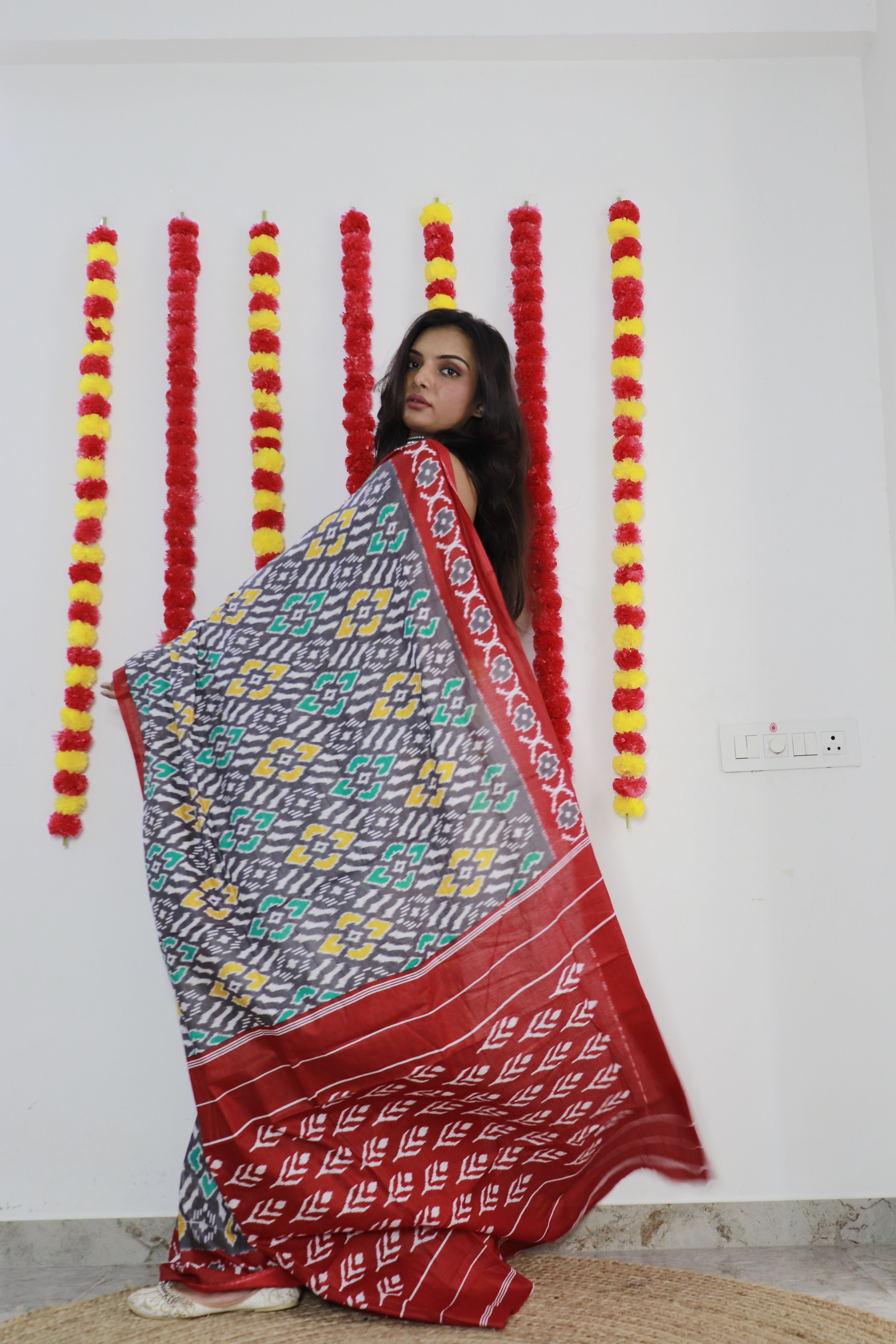 Printed Soft Pure Cotton Saree With Unstitched Blouse.