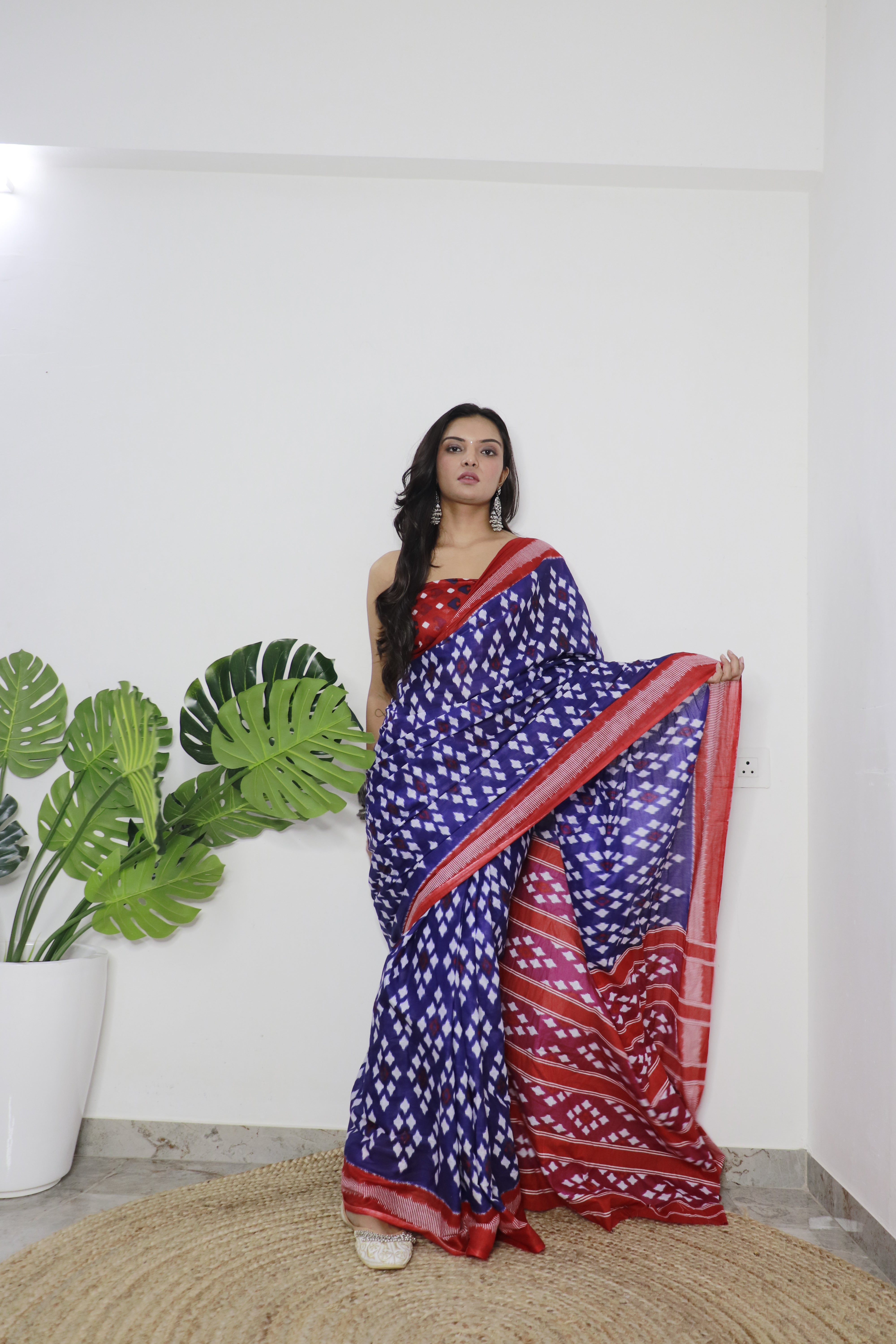 Printed Soft Pure Cotton Saree With Unstitched Blouse.