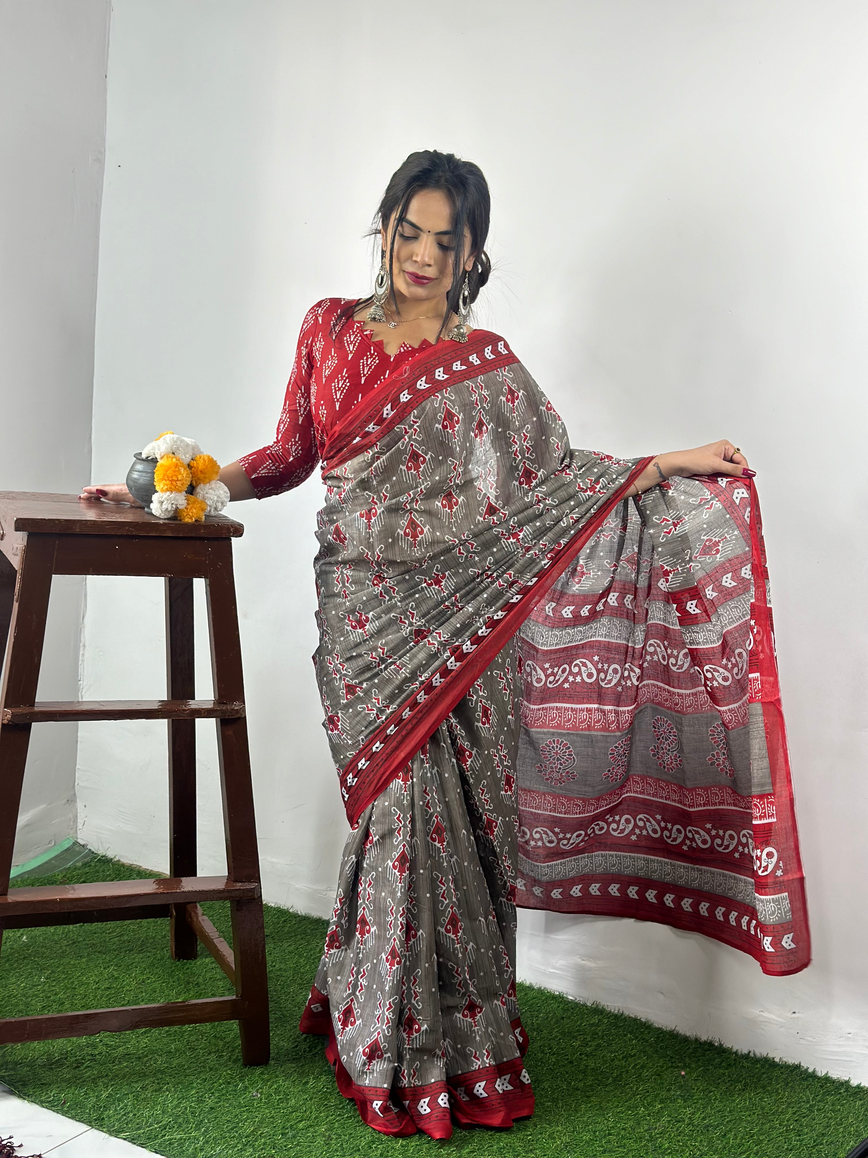 Beautiful Printed Soft Pure Cotton Saree With Unstitched Blouse.