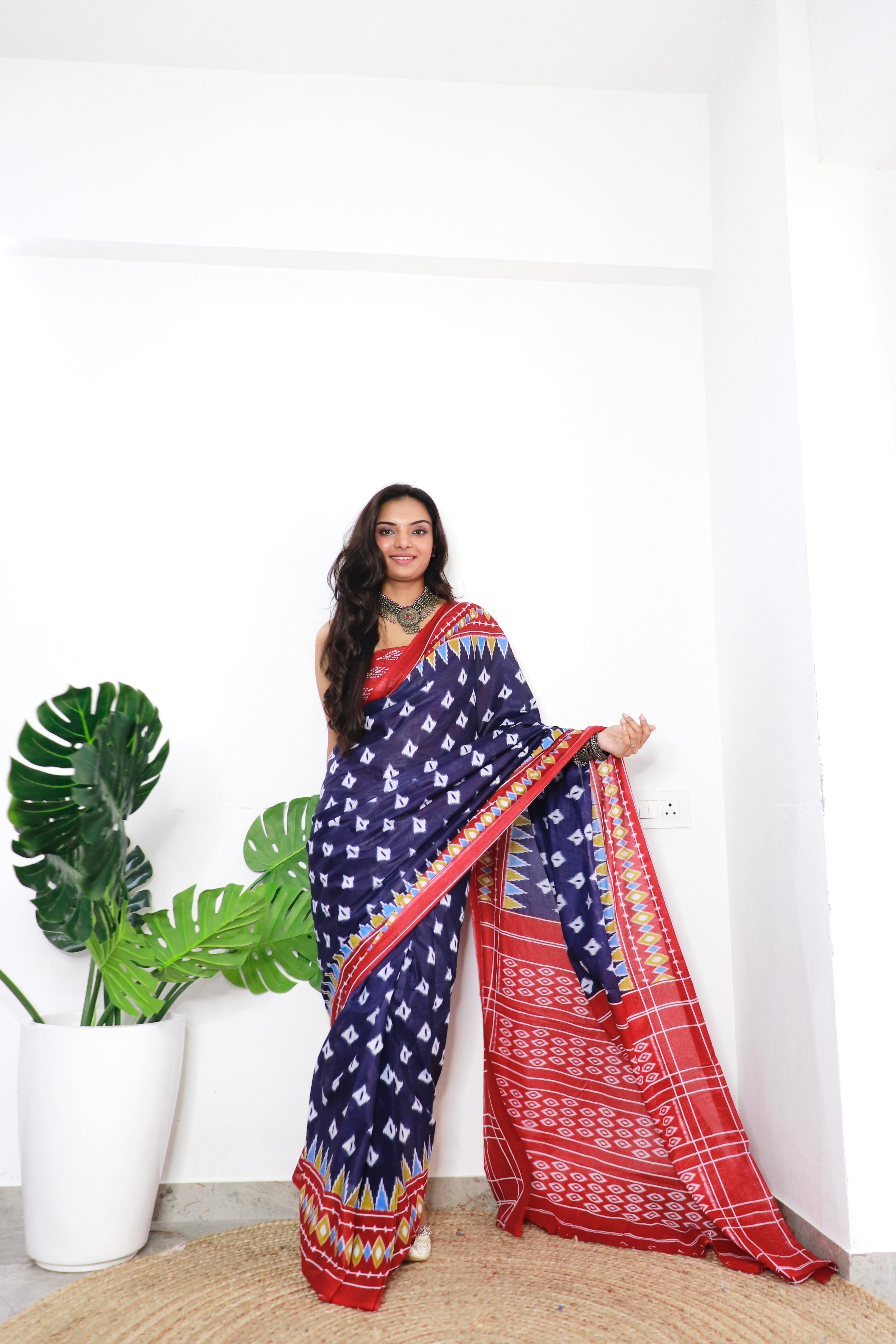 Royal Blue Printed 100% Soft Pure Cotton Saree With Unstitched Blouse.