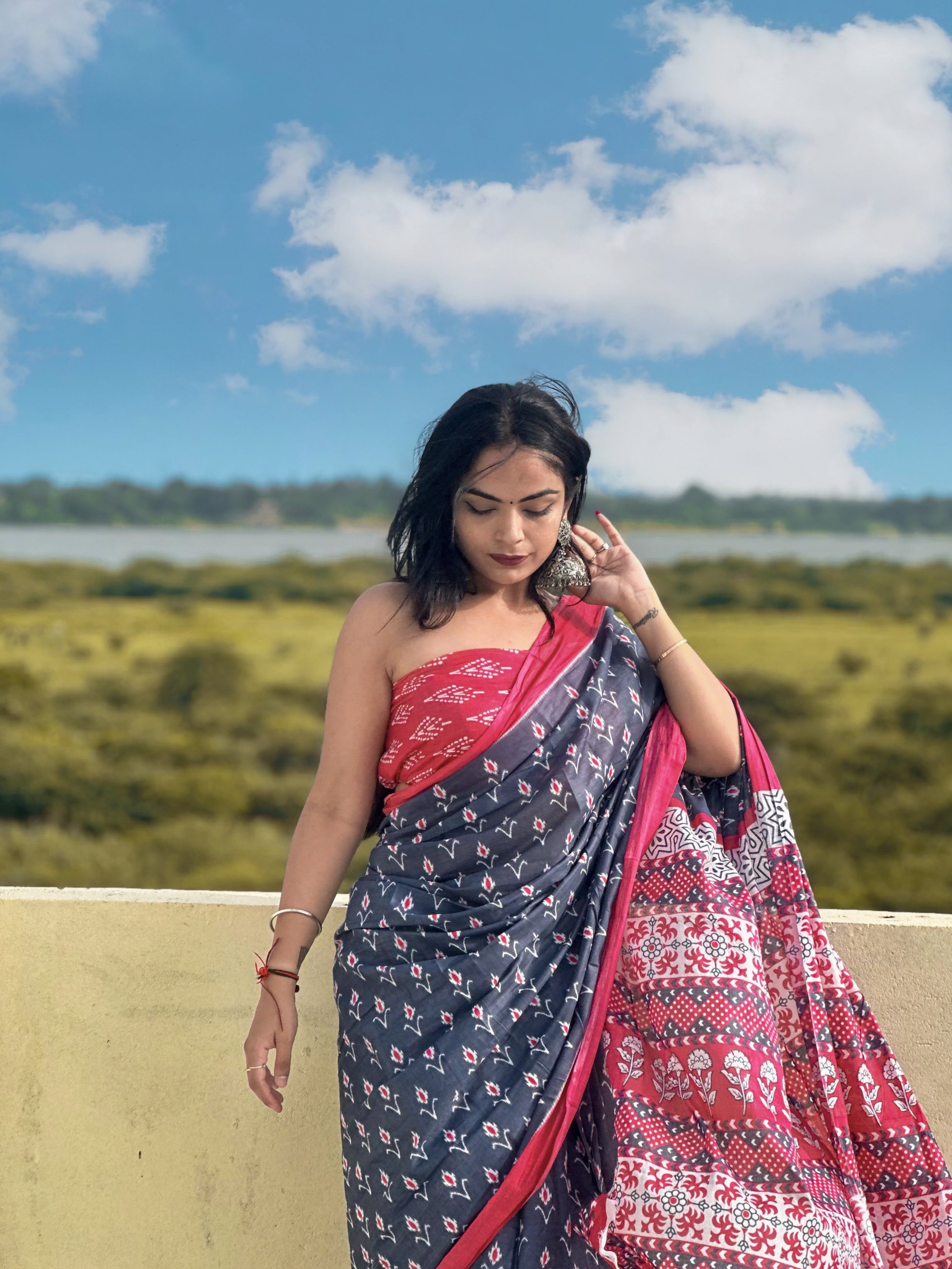 Beautiful Printed Soft Pure Cotton Saree With Unstitched Blouse.