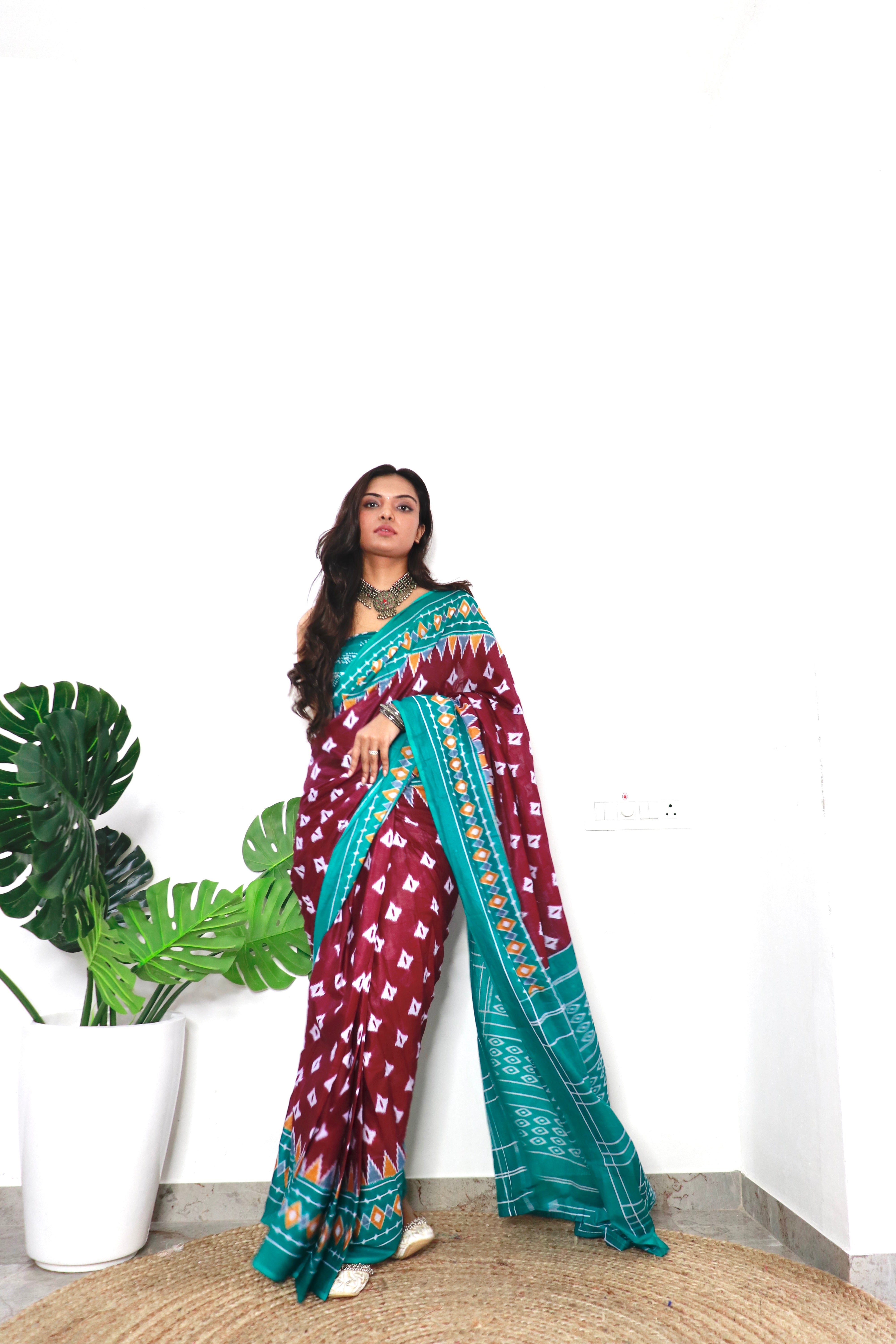 Maroon Printed 100% Soft Pure Cotton Saree With Unstitched Blouse.