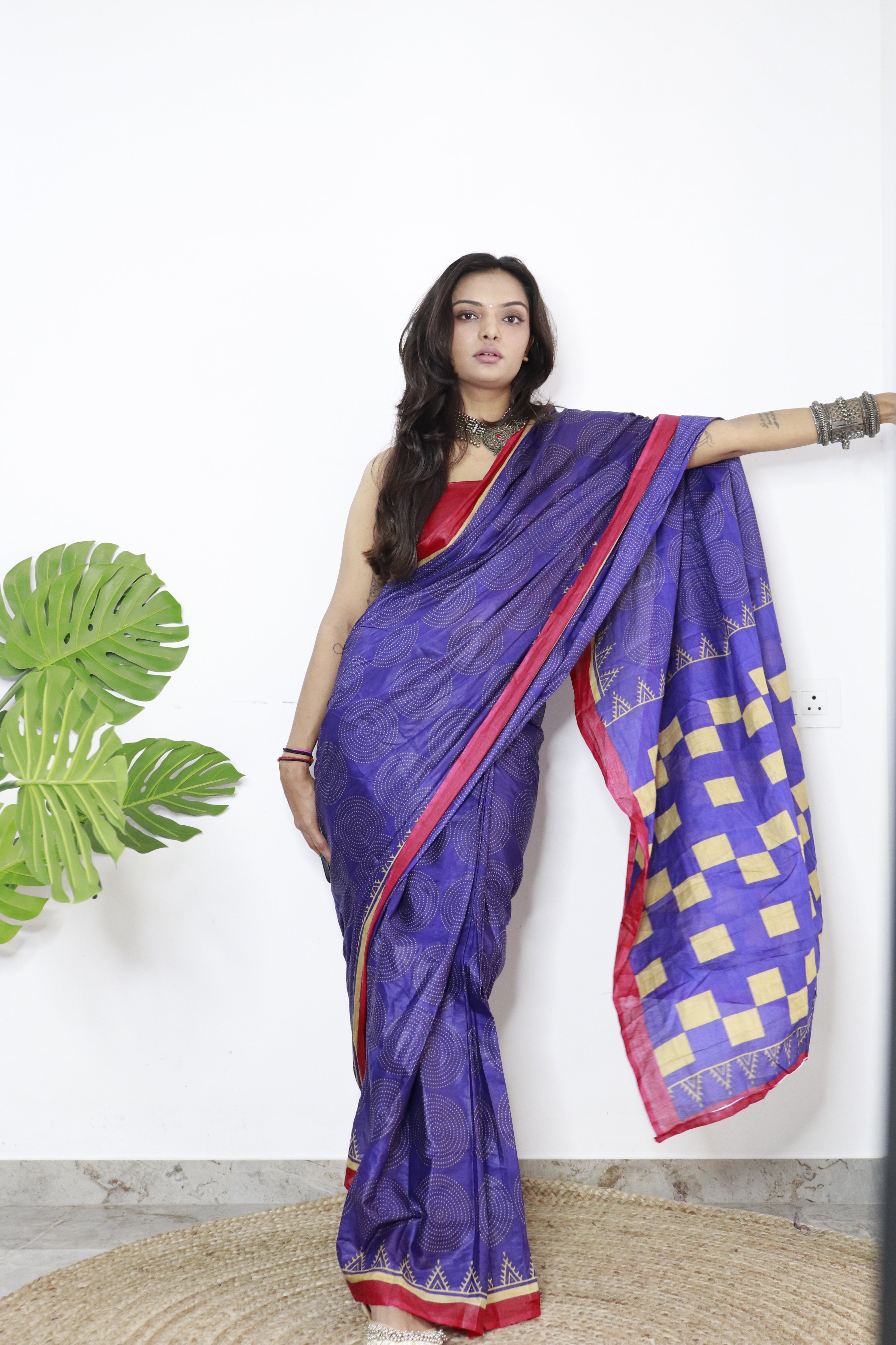 Royal Blue Printed 100% Soft Pure Cotton Saree With Unstitched Blouse.