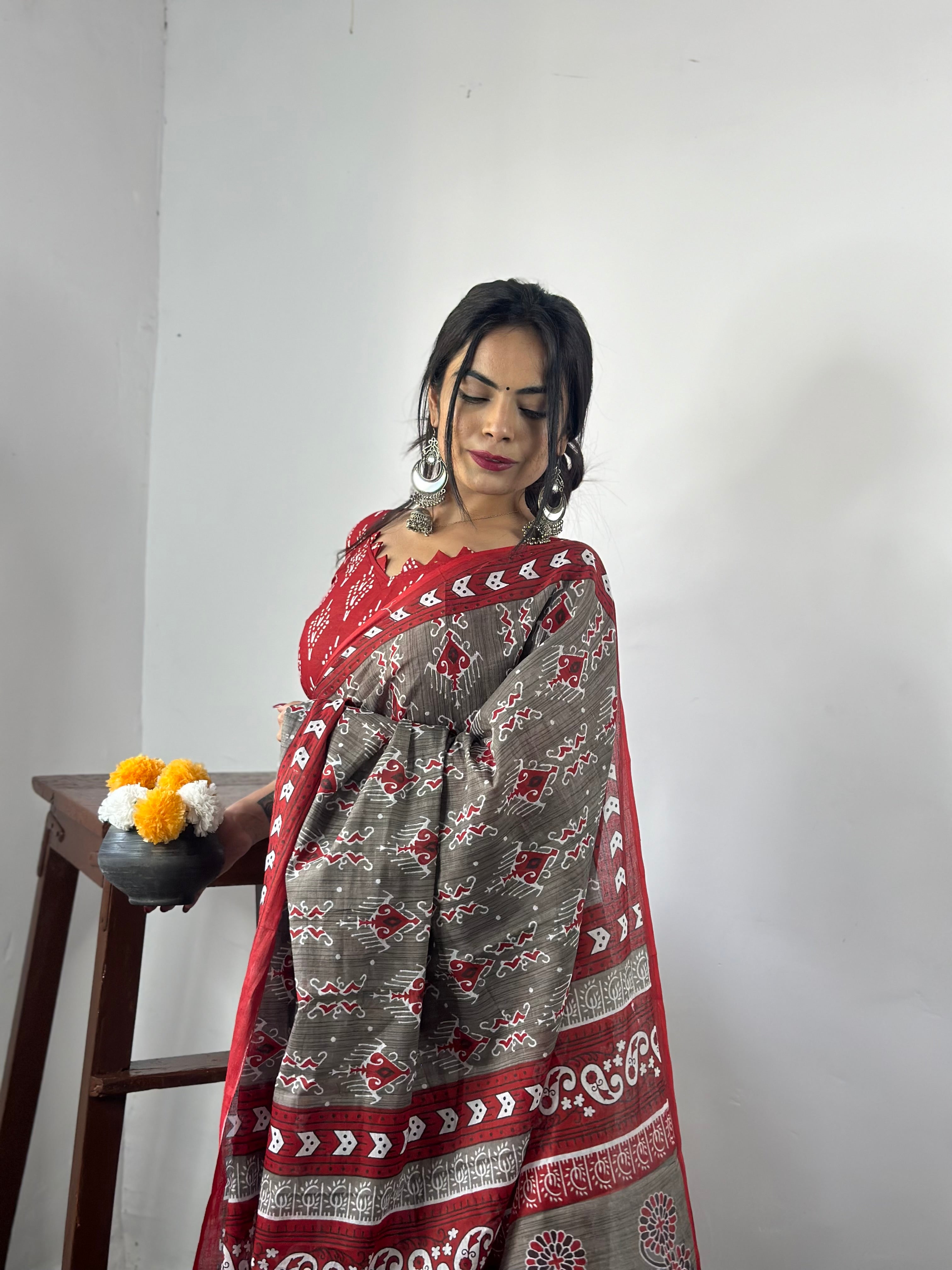 Beautiful Printed Soft Pure Cotton Saree With Unstitched Blouse.