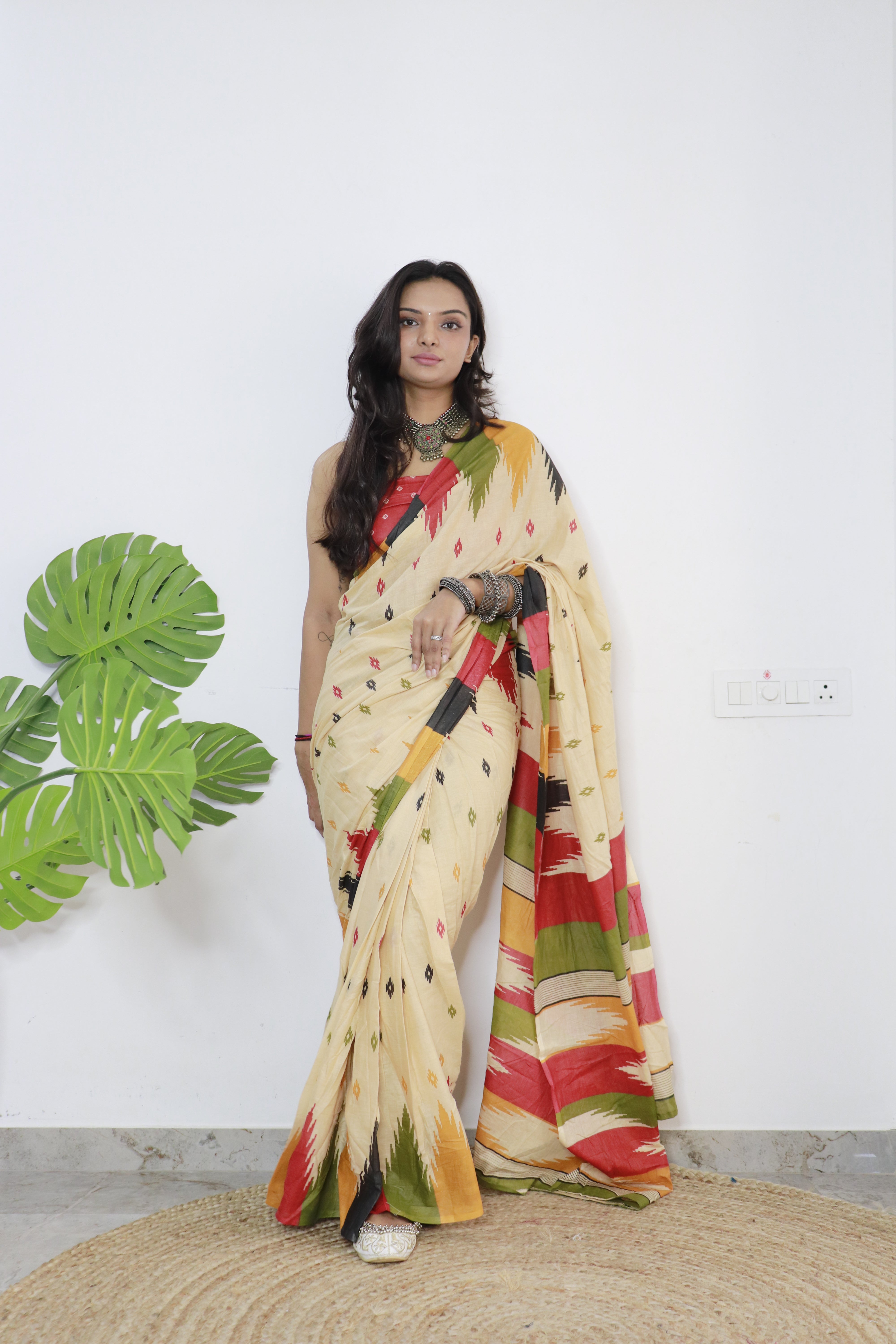 Yellow Printed 100% Soft Pure Cotton Saree With Unstitched Blouse.