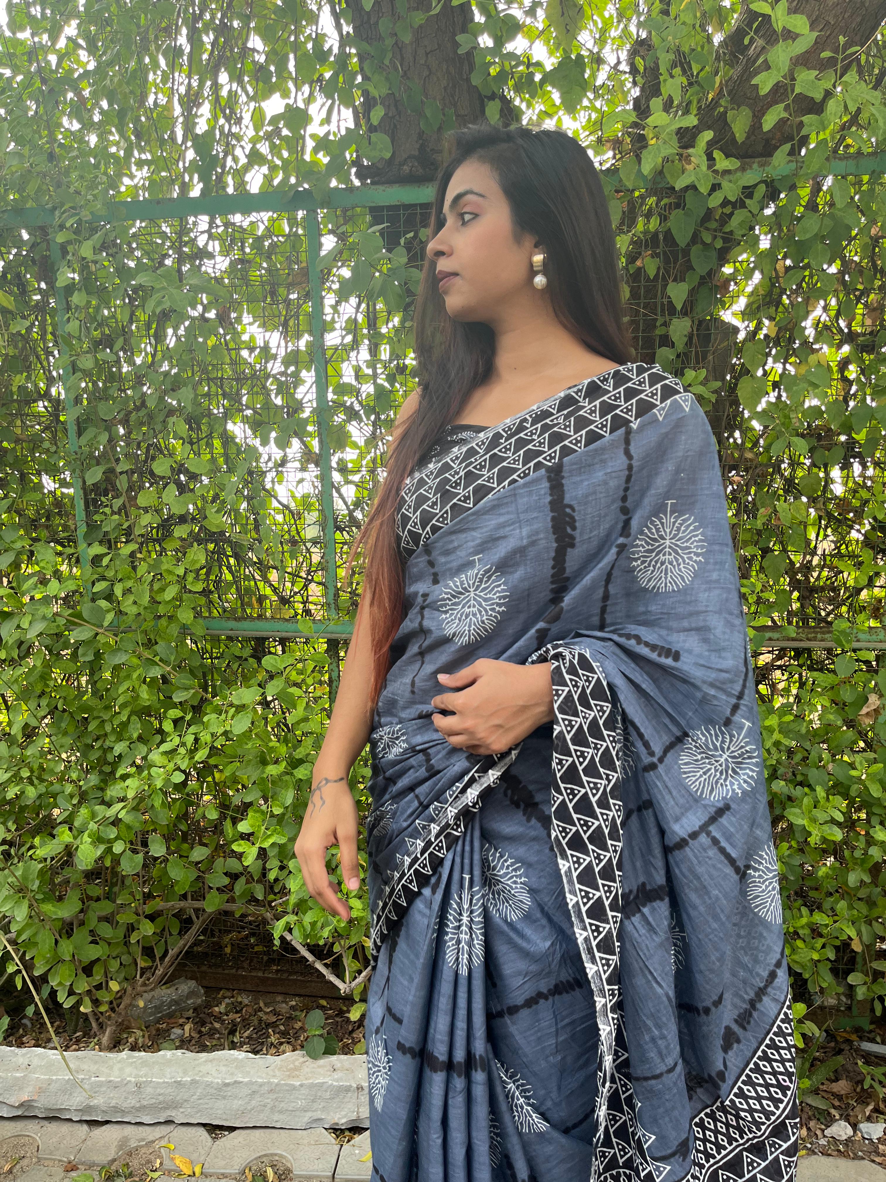 Printed Soft Pure Cotton Saree With Unstitched Blouse.