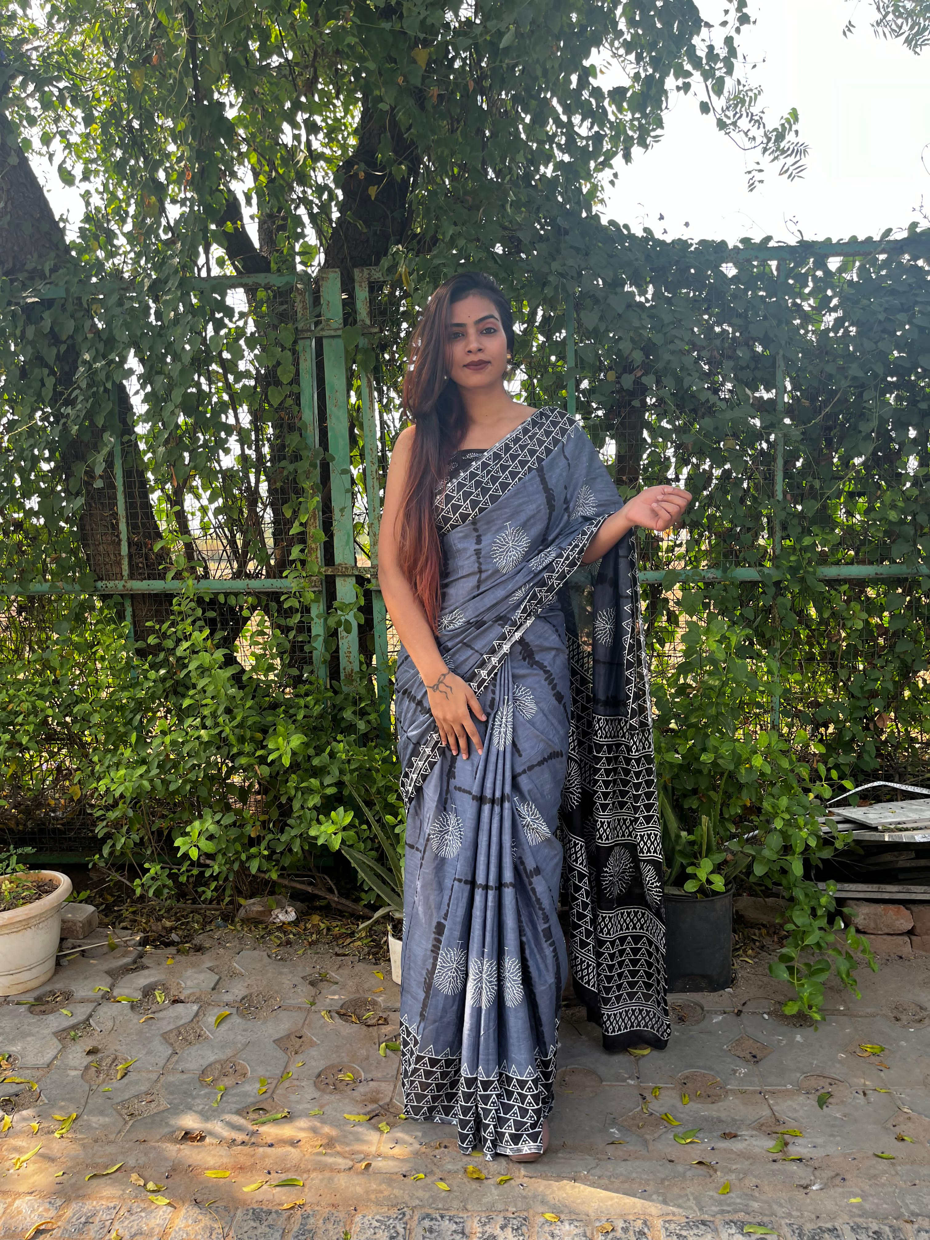 Printed Soft Pure Cotton Saree With Unstitched Blouse.