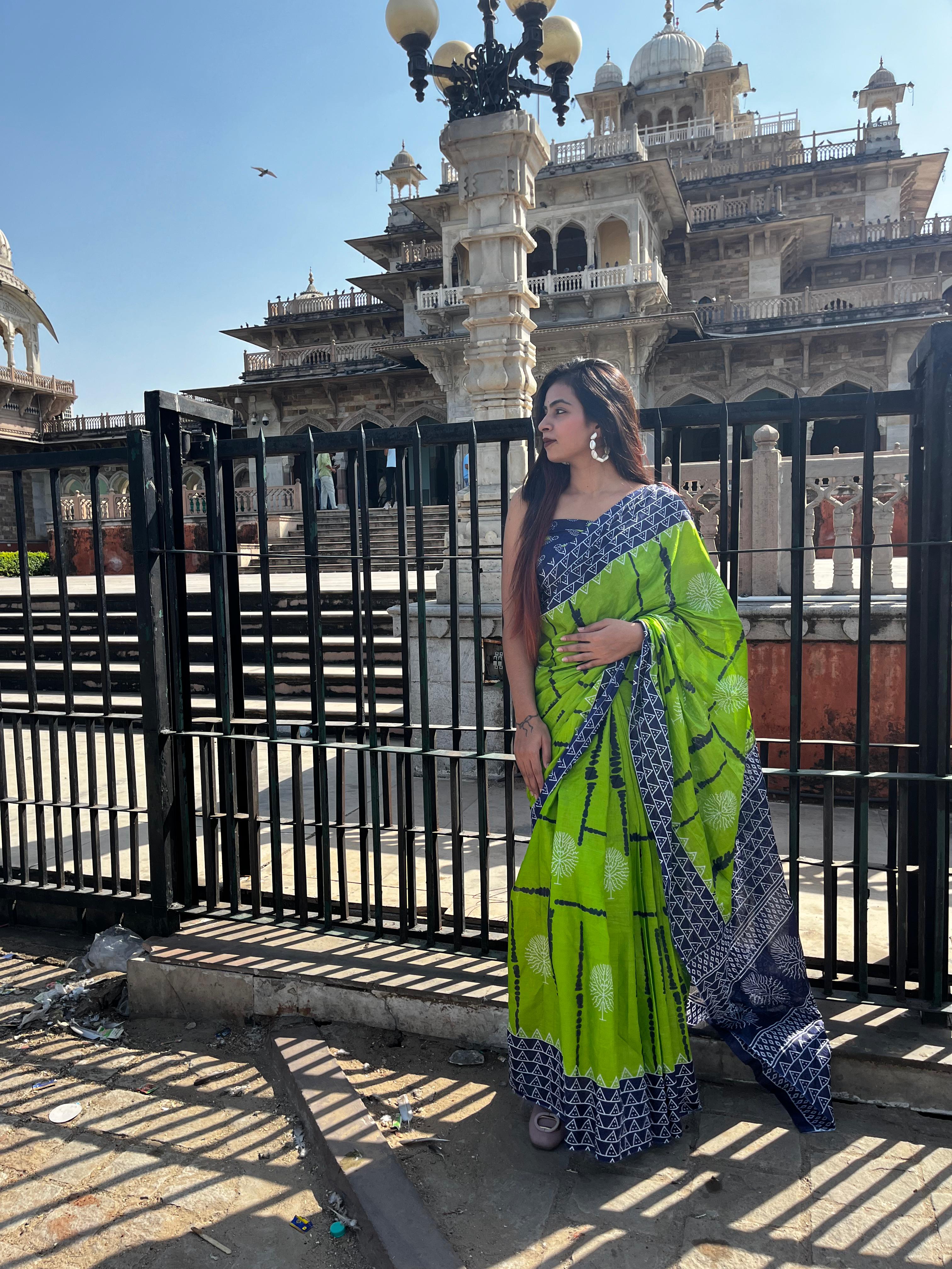 Printed Soft Pure Cotton Saree With Unstitched Blouse.