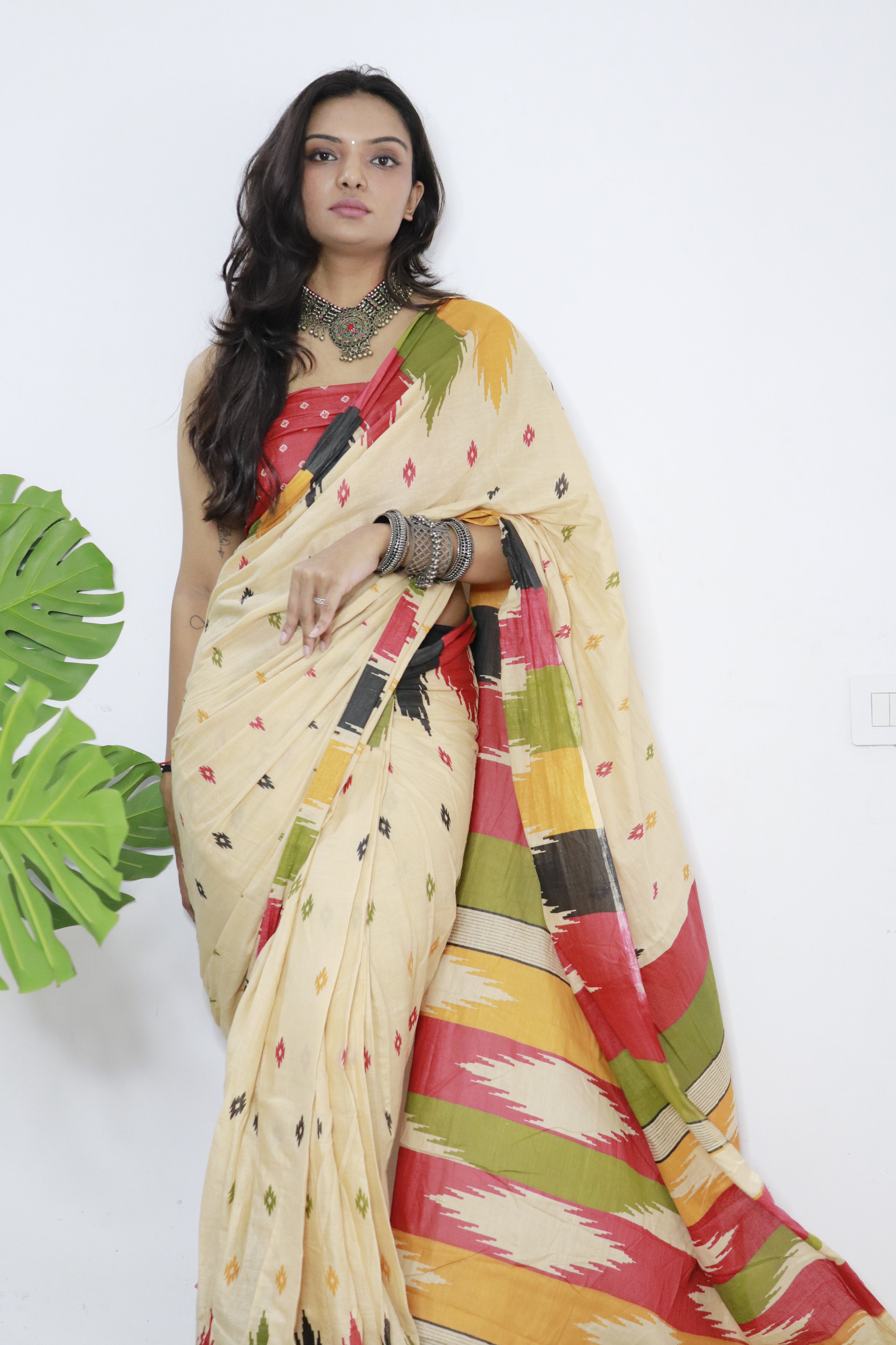 Yellow Printed 100% Soft Pure Cotton Saree With Unstitched Blouse.