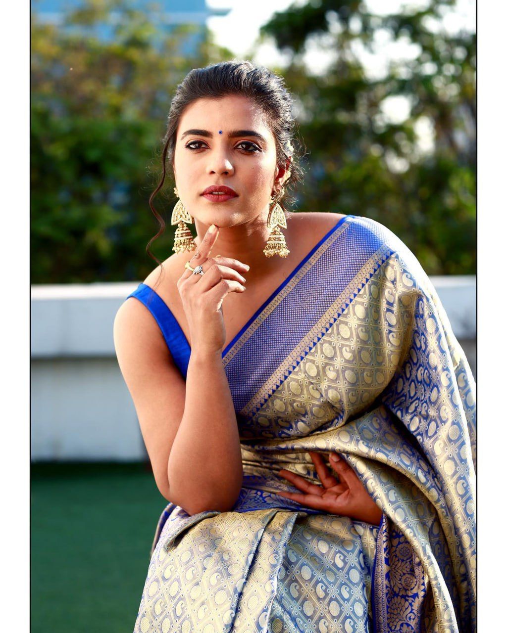 Blue Silver Design Boarder Samay Dola Silk Saree