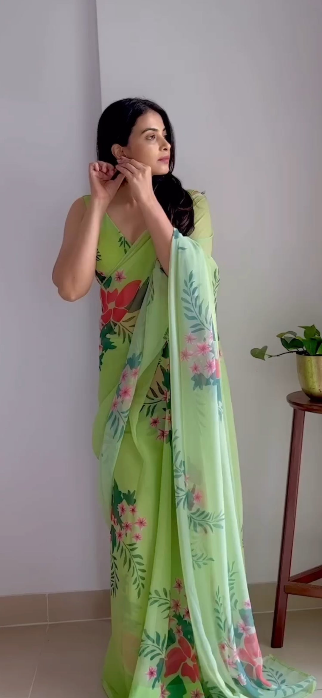 1-Minute Ready To Wear Pista Georgette Saree With Unstitched Blouse.