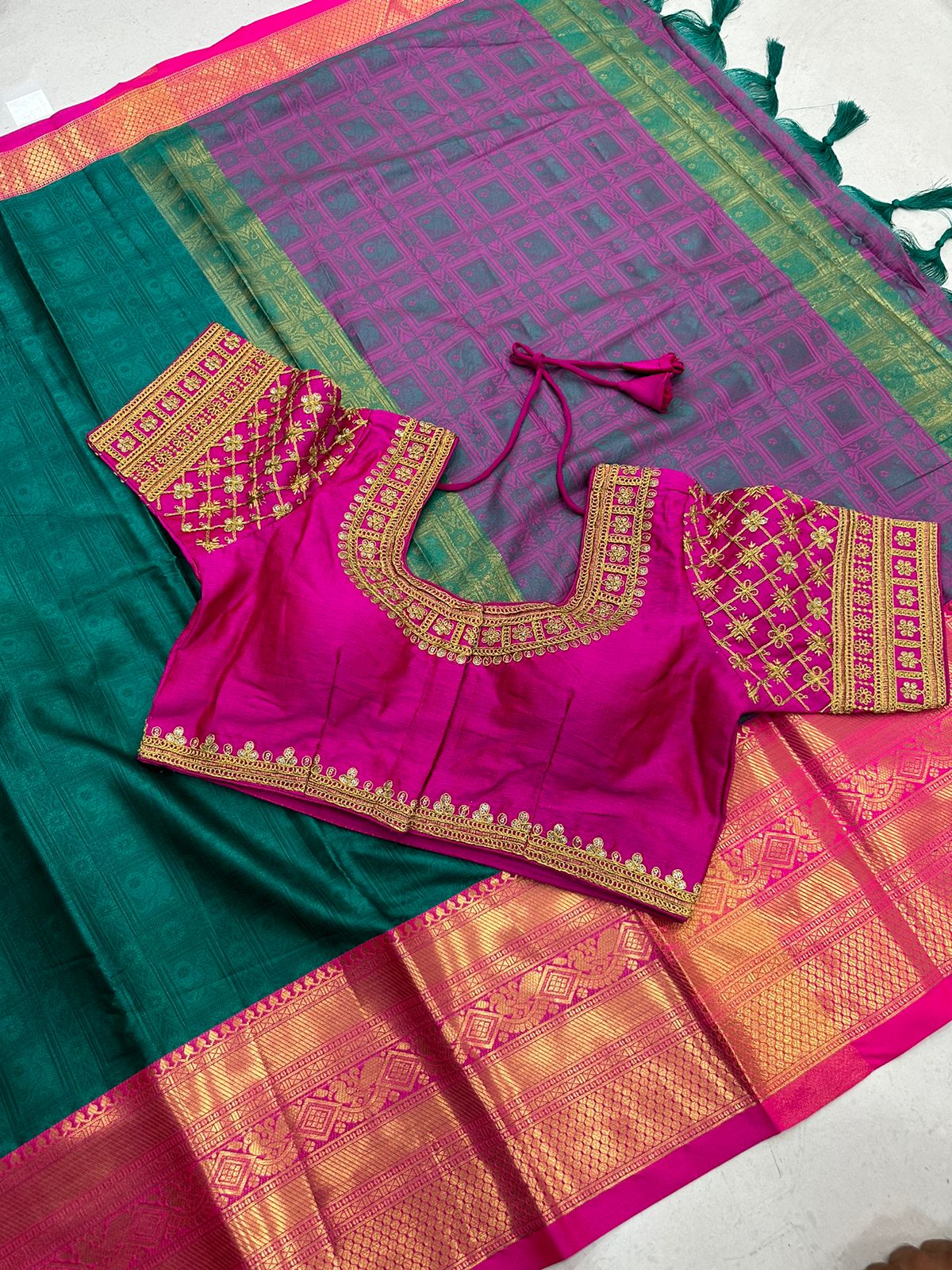 Rama and Pink Tapsi Cotton Saree