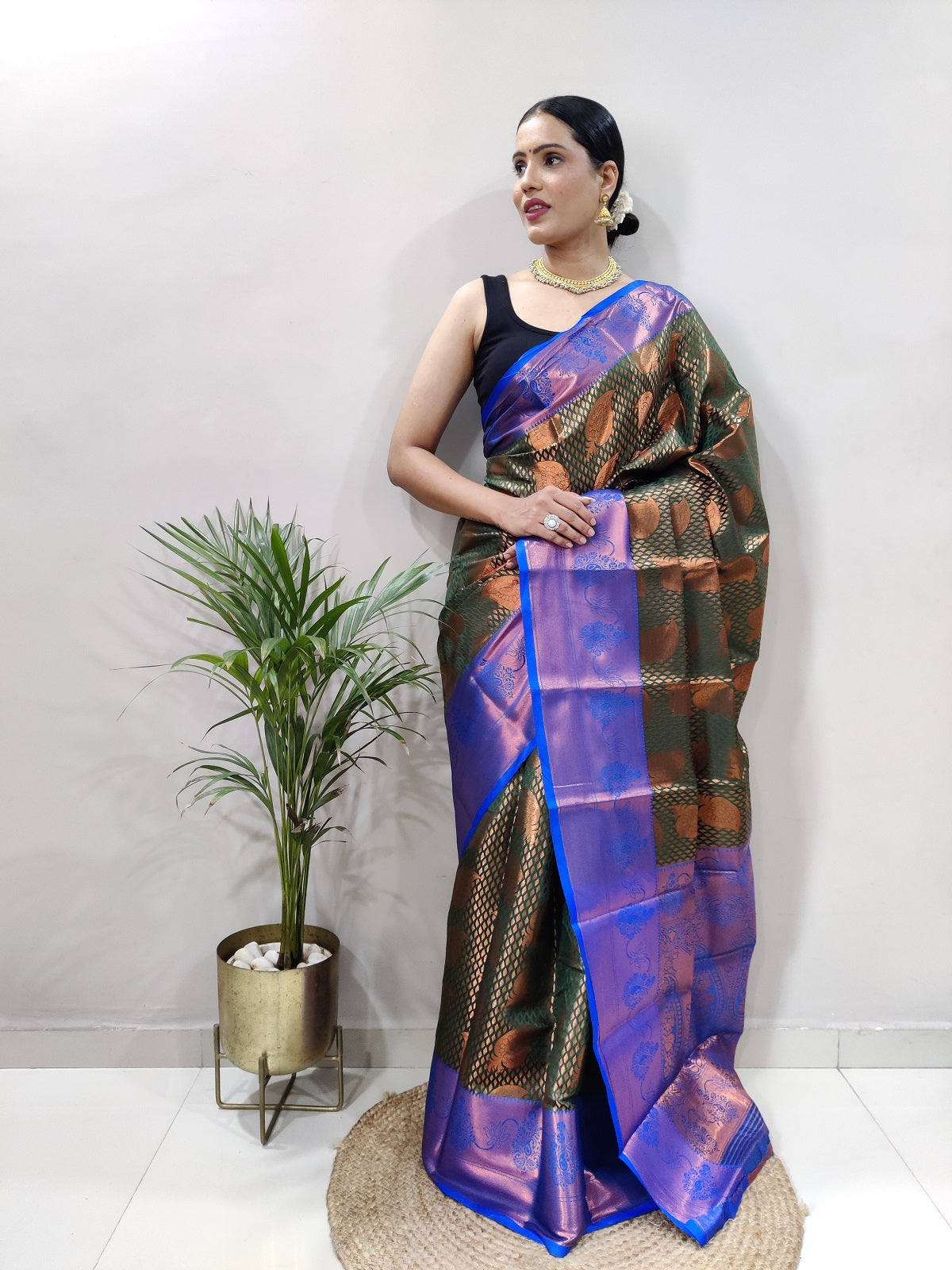 Green and Copper Vadii Kanjivaram Silk Saree