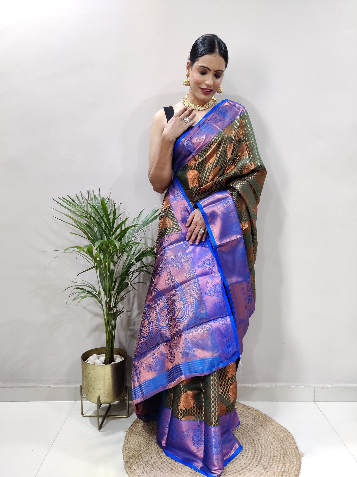 Green and Copper Vadii Kanjivaram Silk Saree