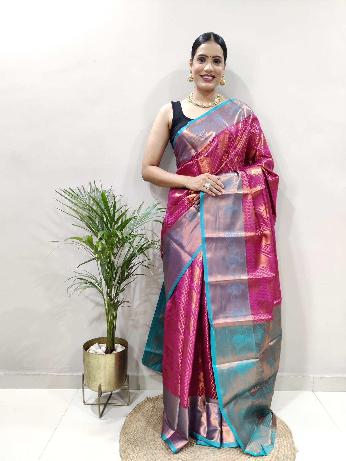 Pink and Rama Copper Vadii Kanjivaram Silk Saree