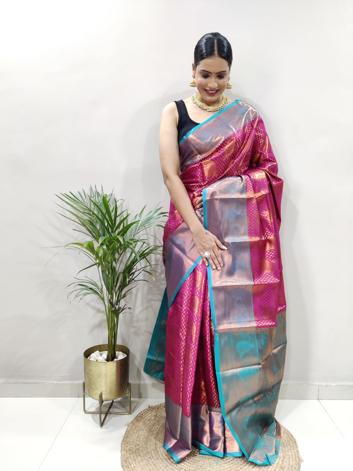 Pink and Rama Copper Vadii Kanjivaram Silk Saree