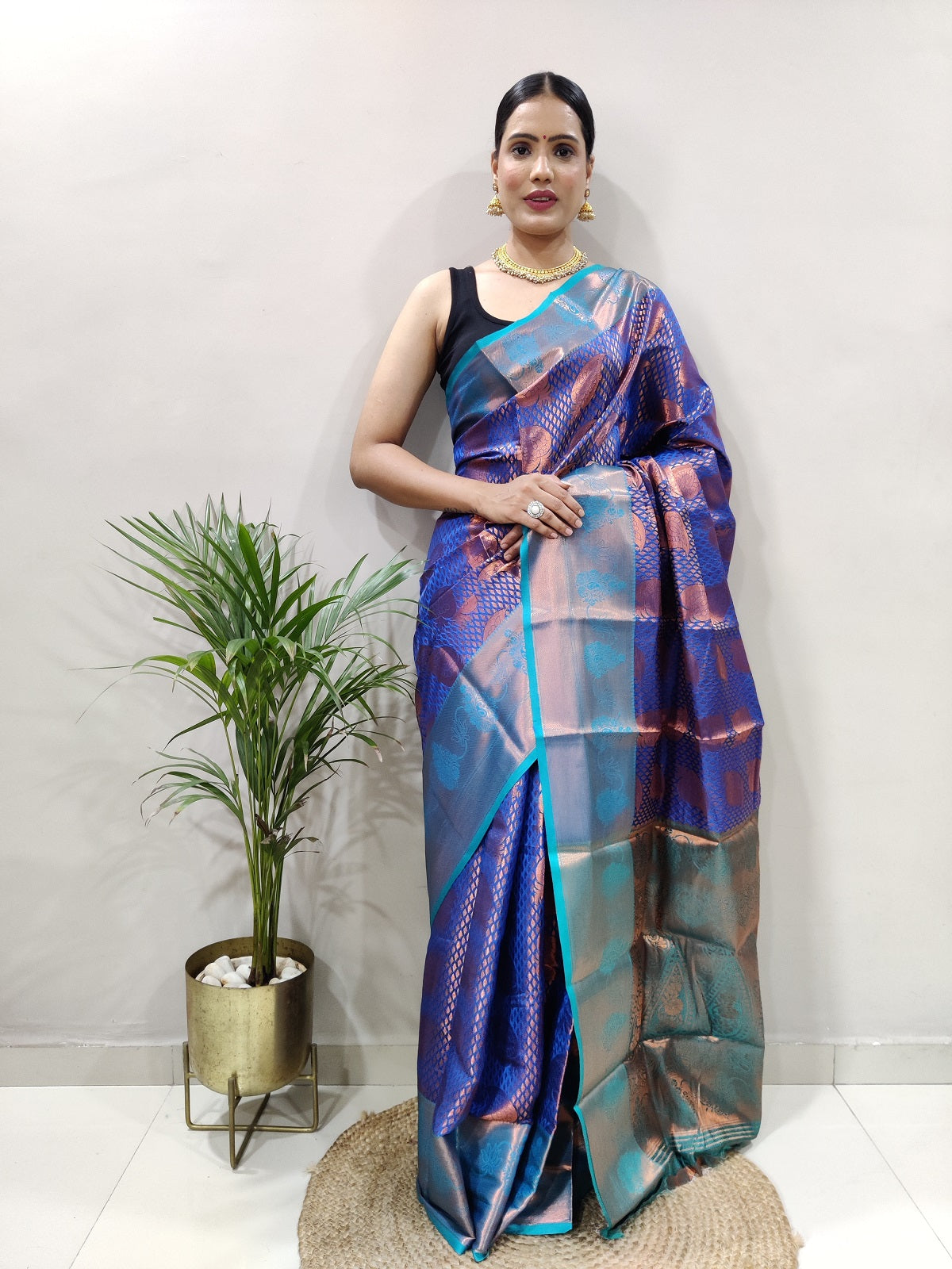 Royal Blue and Rama Copper Vadii Kanjivaram Silk Saree