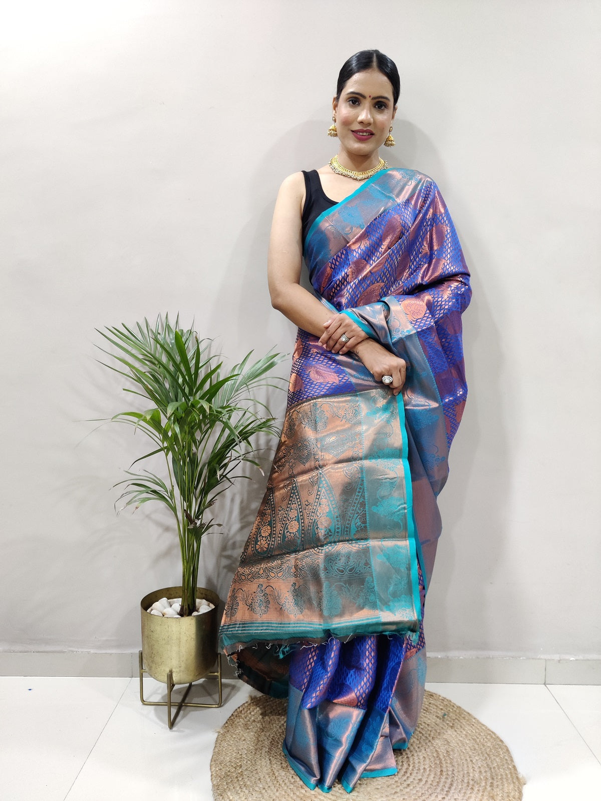 Royal Blue and Rama Copper Vadii Kanjivaram Silk Saree