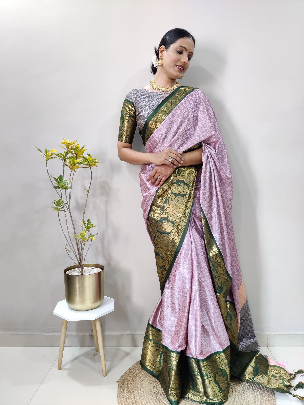 Baby Pink and Green Varuni Kanjivaram Silk Saree