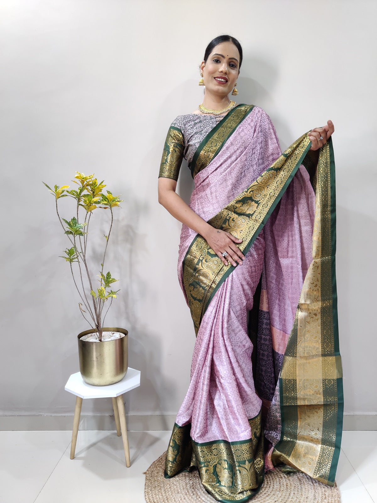 Baby Pink and Green Varuni Kanjivaram Silk Saree