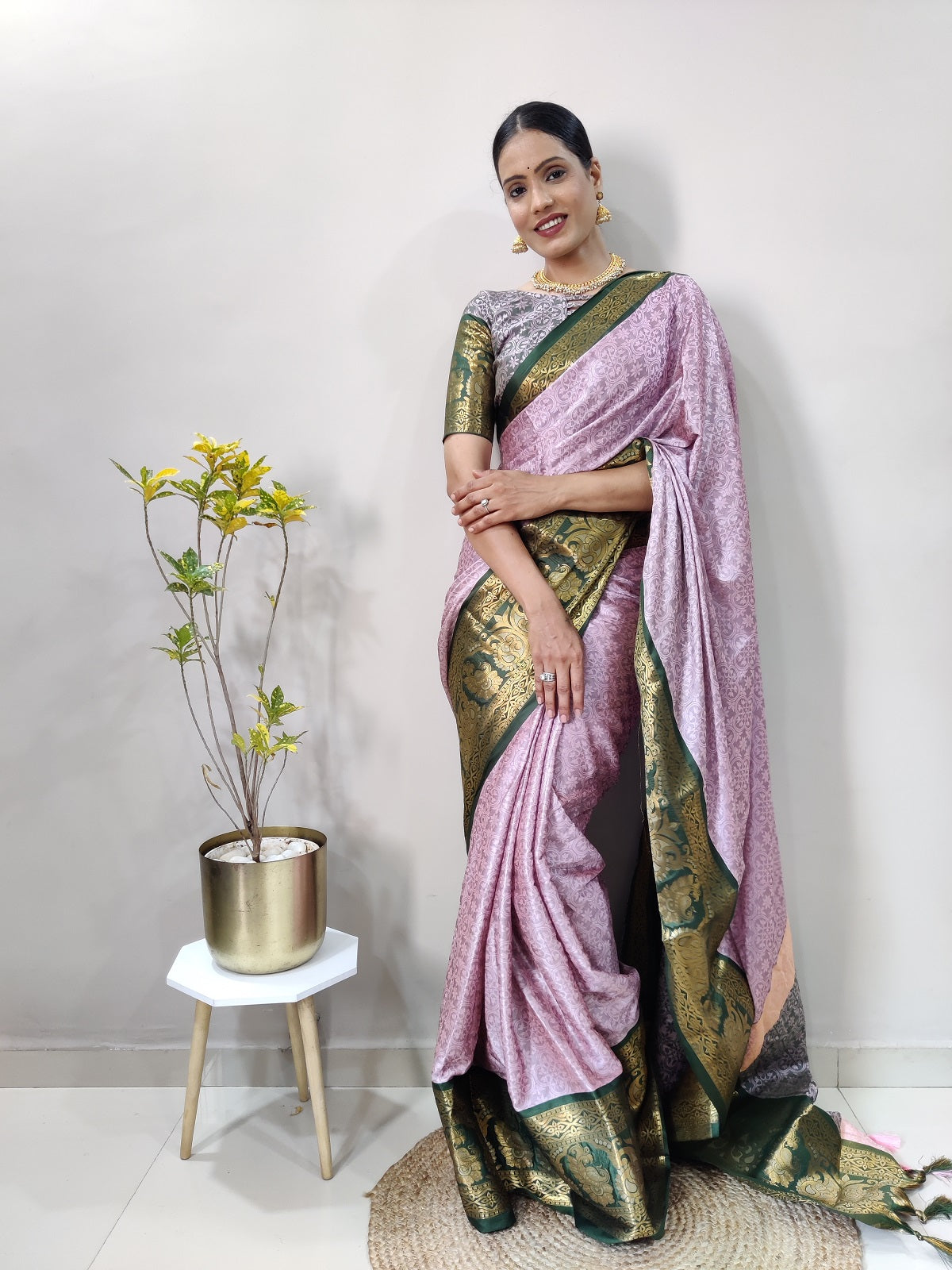 Baby Pink and Green Varuni Kanjivaram Silk Saree