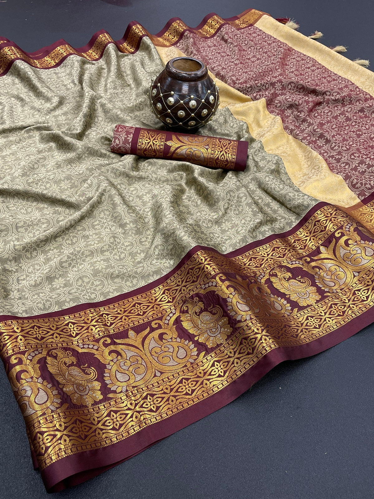 Chiku and Brown Varuni Kanjivaram Silk Saree