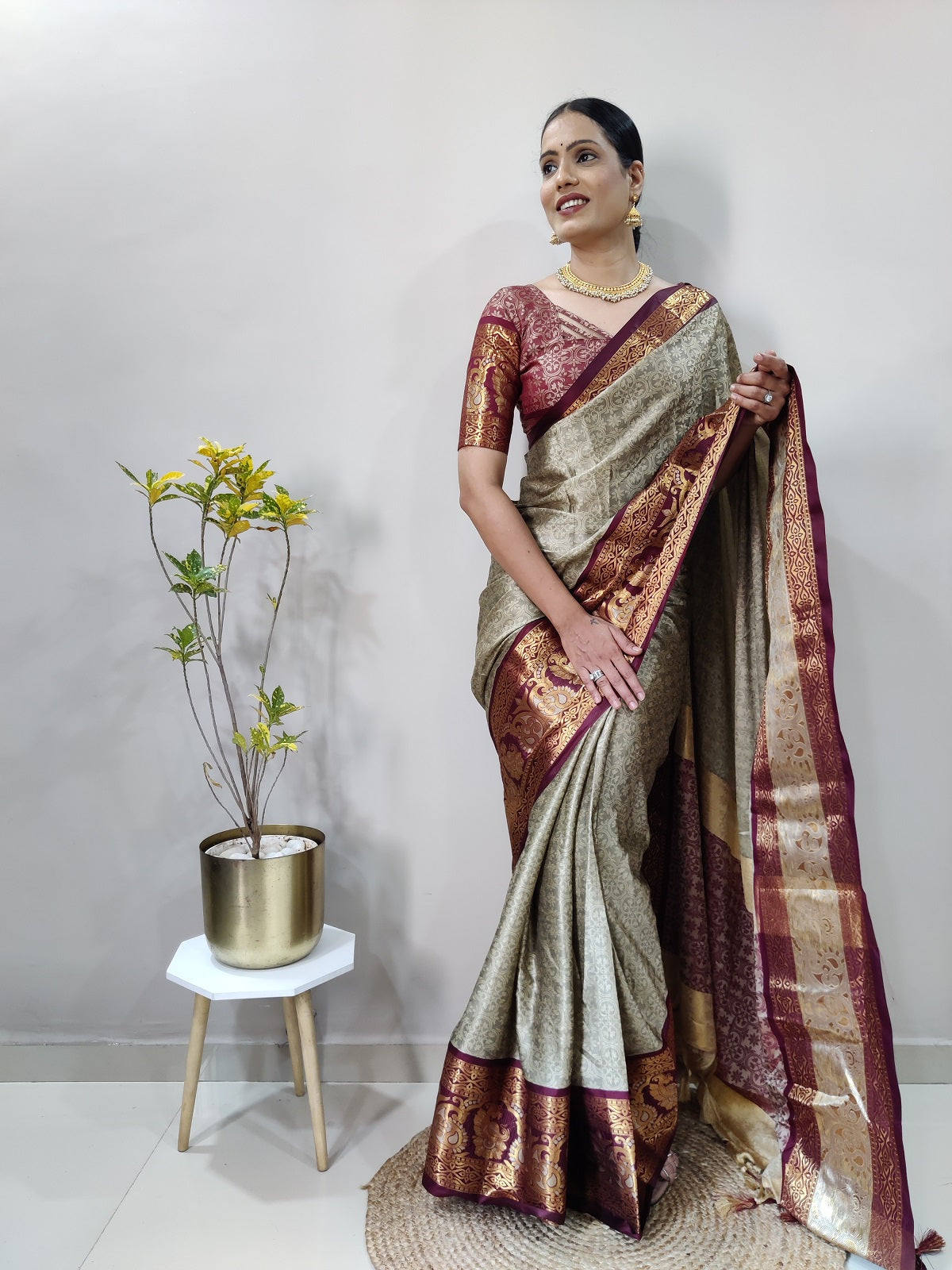 Chiku and Brown Varuni Kanjivaram Silk Saree