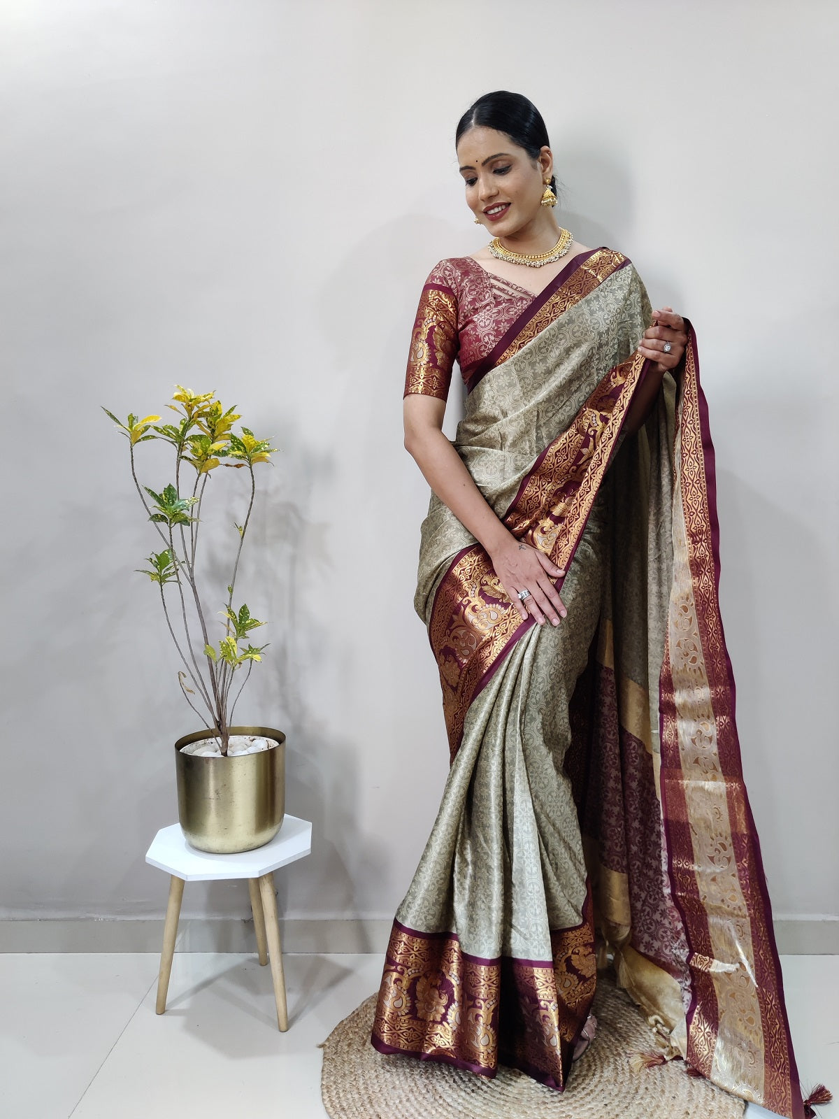 Chiku and Brown Varuni Kanjivaram Silk Saree