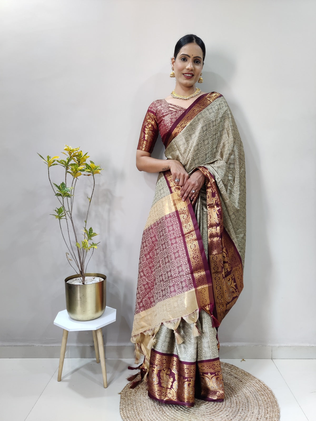 Chiku and Brown Varuni Kanjivaram Silk Saree