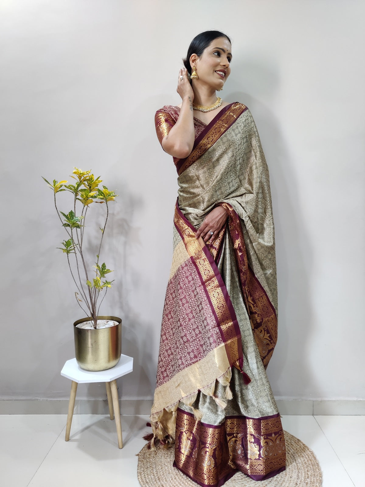 Chiku and Brown Varuni Kanjivaram Silk Saree