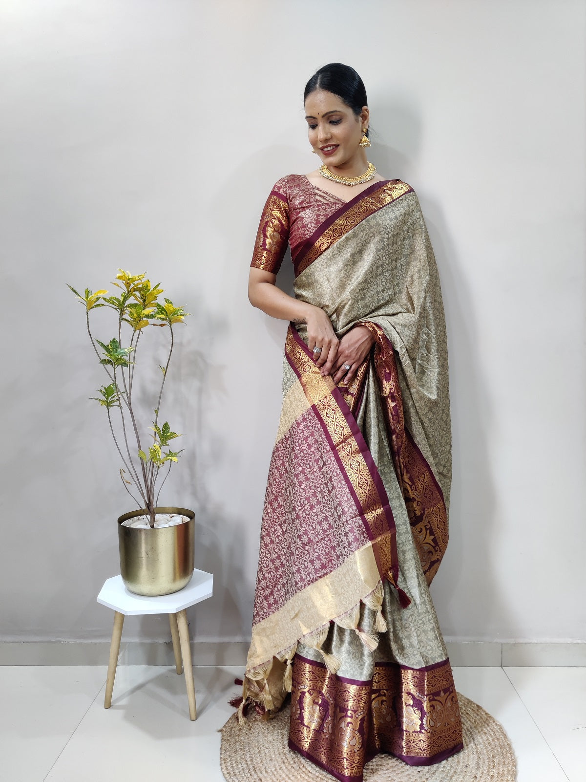 Chiku and Brown Varuni Kanjivaram Silk Saree