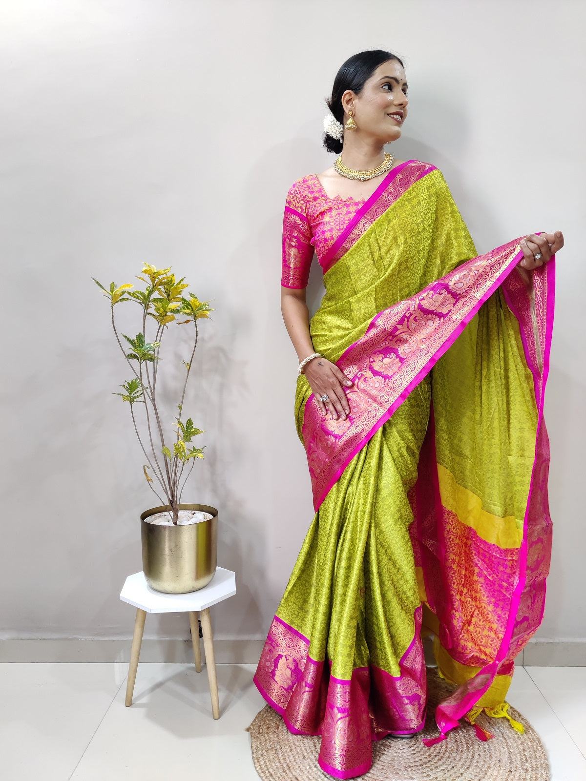 Lemon and Pink Varuni Kanjivaram Silk Saree