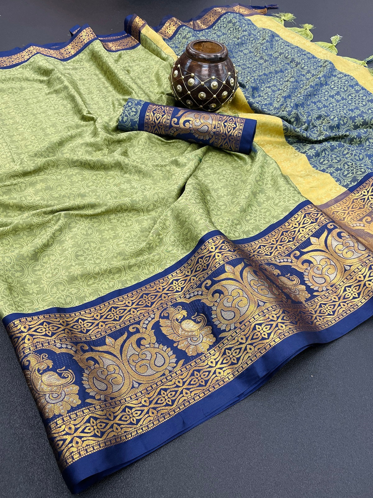 Pista and Blue Varuni Kanjivaram Silk Saree